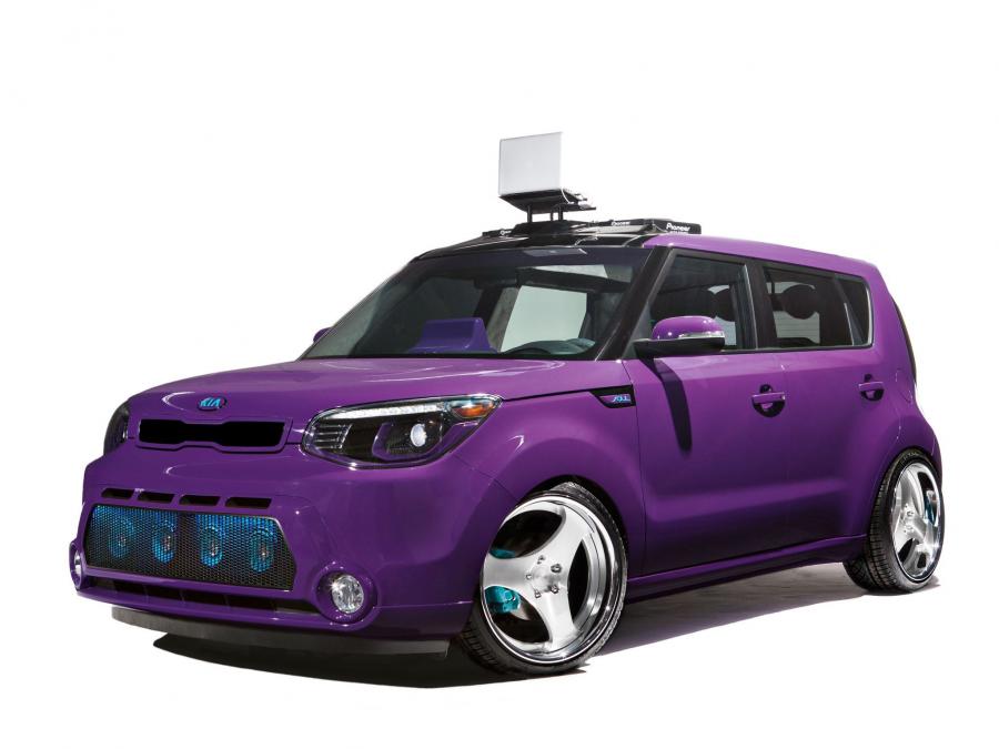  Kia DJ Booth Soul 2013 года  (фото 1 из 4)